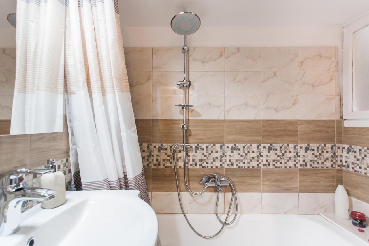 Safe Quiet Rooms In Apartment Close To Metro Station And Walk Acropolis Atina Dış mekan fotoğraf